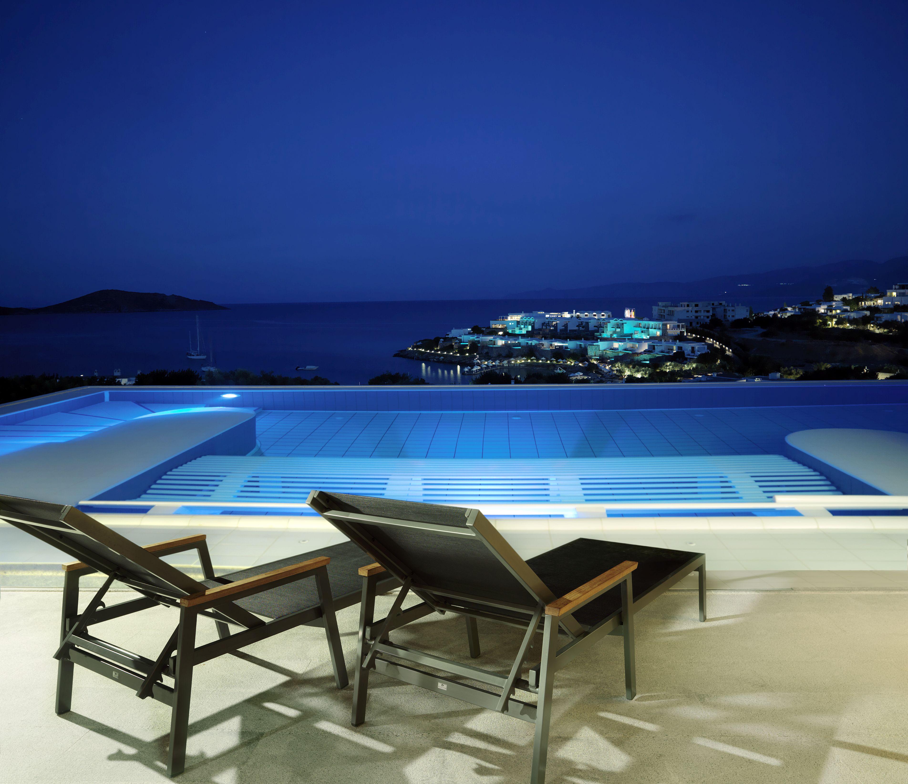 Курортный комплекс Peninsula Luxury Resort, Six Senses Элунда
