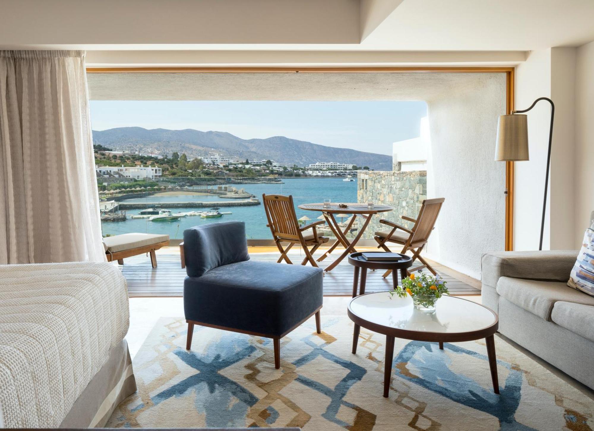 Peninsula Luxury Resort, Six Senses Курортный комплекс 5*