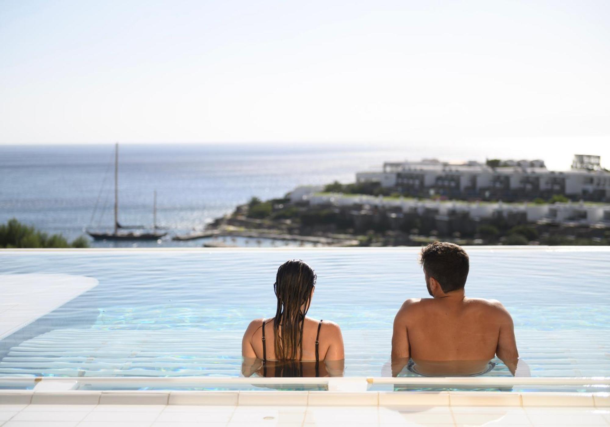 Peninsula Luxury Resort, Six Senses 5*
