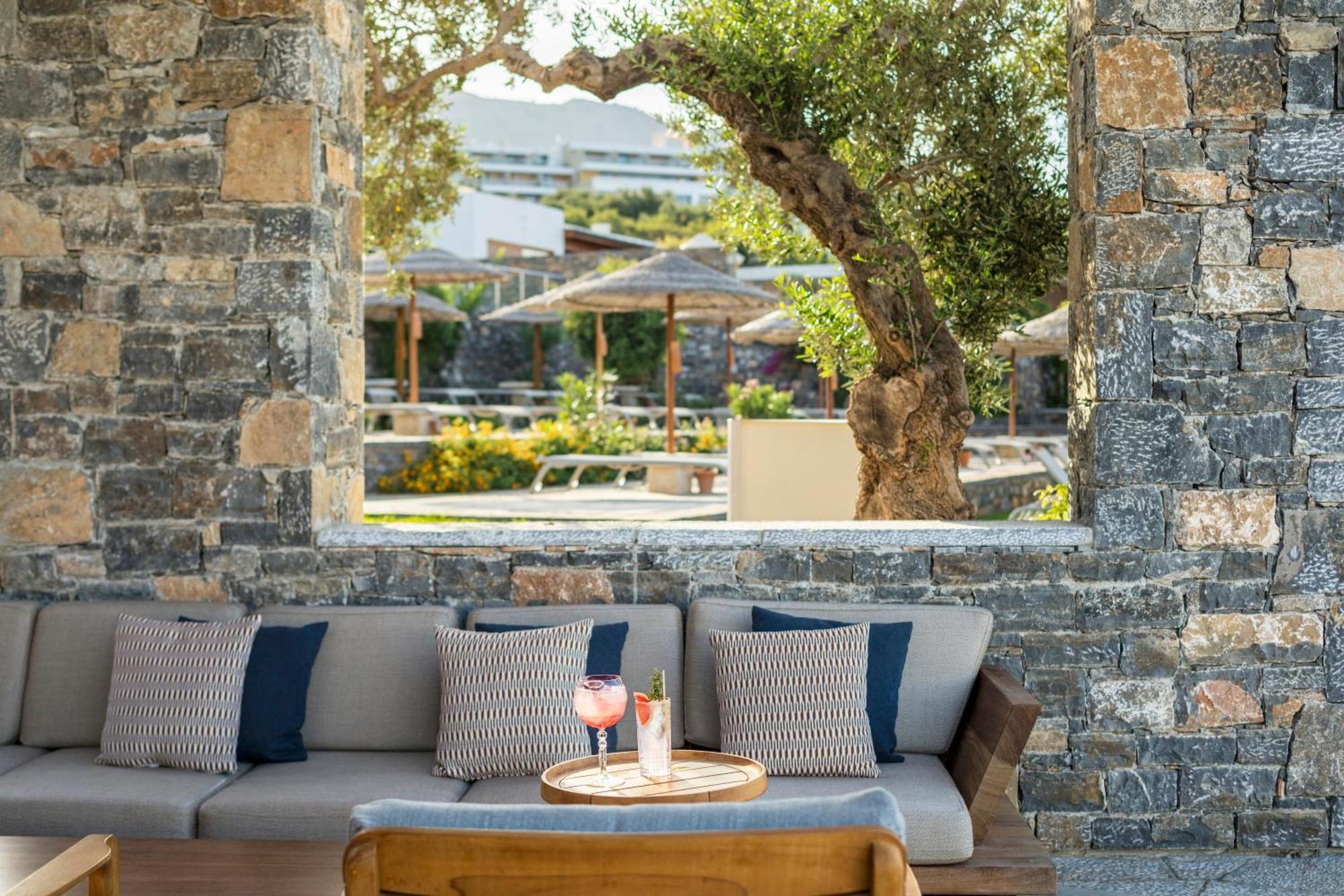 Курортный комплекс Peninsula Luxury Resort, Six Senses